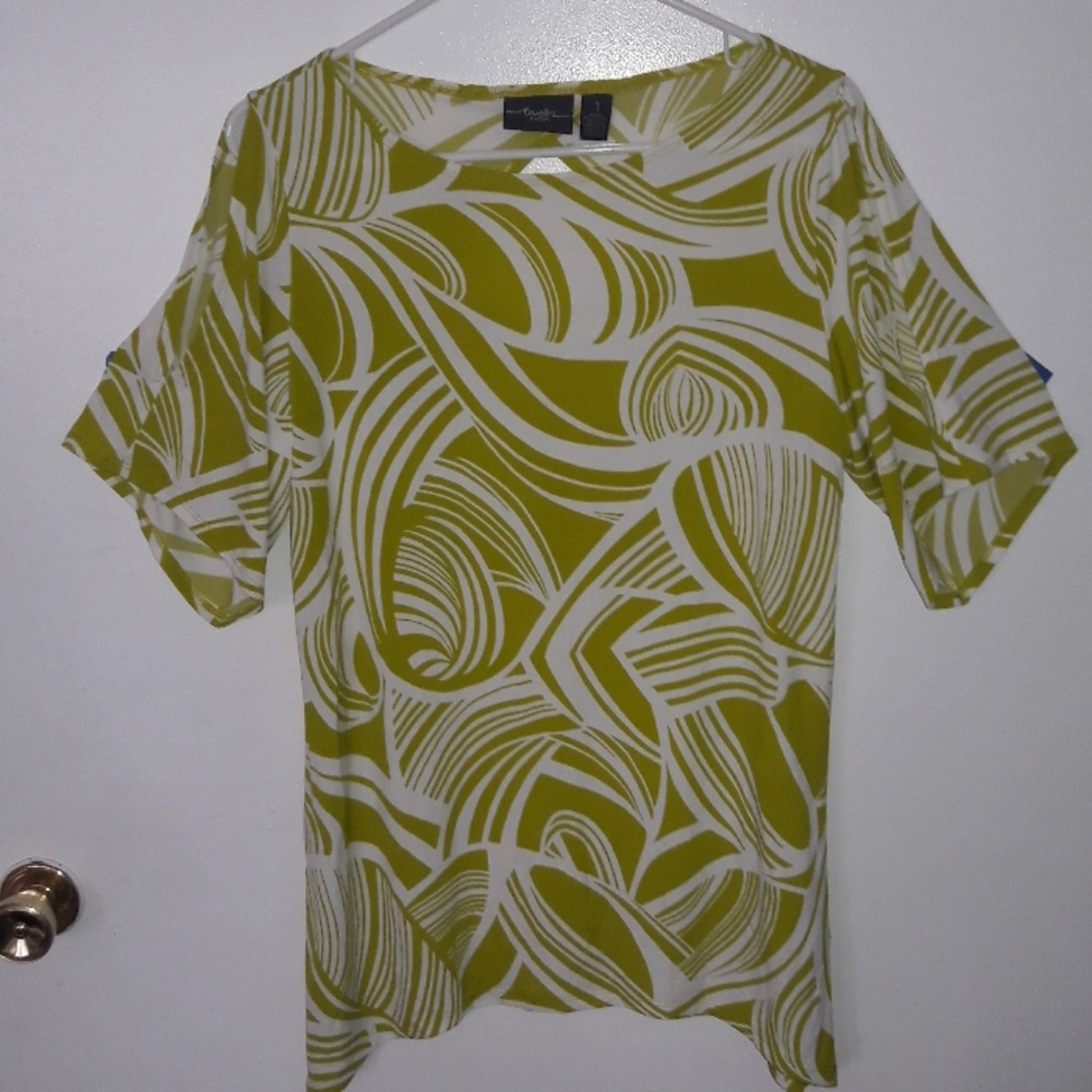 Travelers by chico top